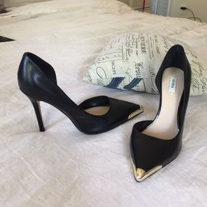 FINAL PRICING.    Sz9 Guess pumps